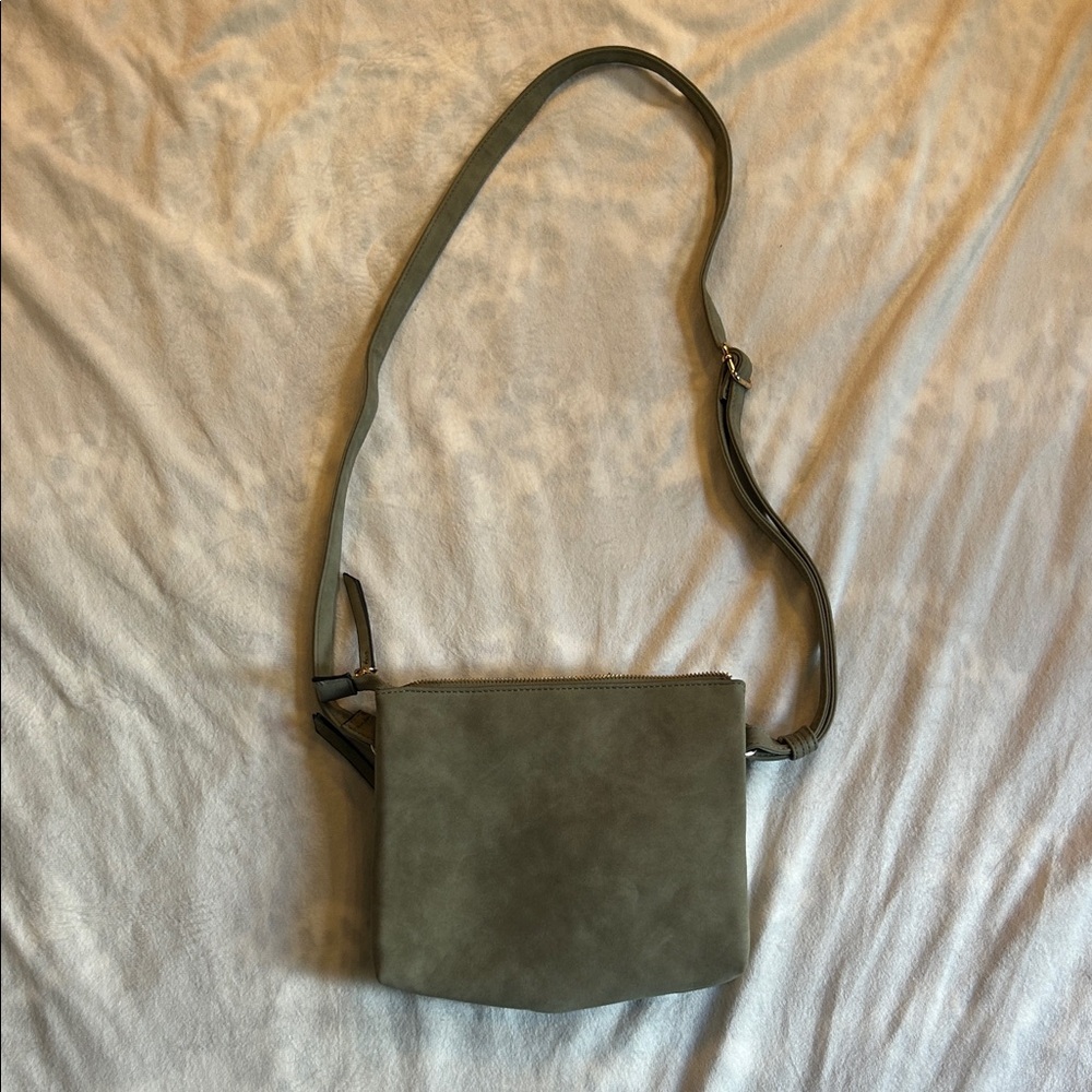 Stylish Sage/Gray Crossbody Bag - Picture 4 of 4